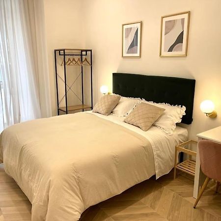 Apartamento La Casa Di Ary Nápoles Exterior foto